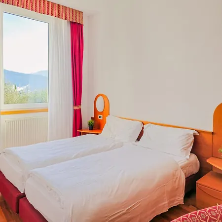 Englovacanze 2*