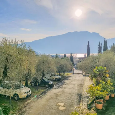 Englovacanze Aparthotel