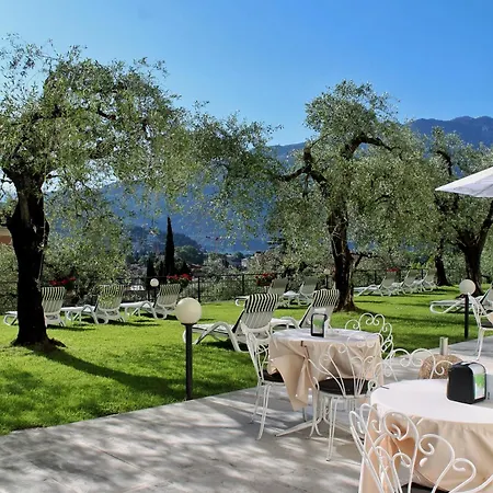 Englovacanze Aparthotel Riva del Garda
