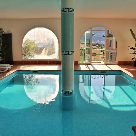 Englovacanze Aparthotel 2*